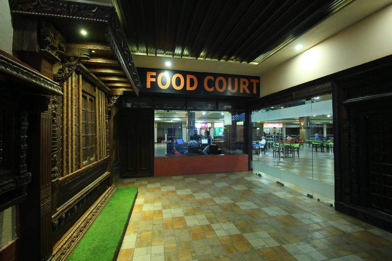 Jackpot Room In & Out Dormitory Ahmedabad Exterior foto